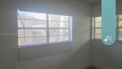 230 SW 11th Ave in Hallandale Beach, FL - Building Photo - Building Photo