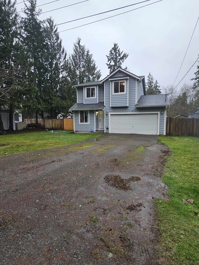 17312 Heather Ln SE in Yelm, WA - Building Photo - Building Photo