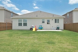 1205 Waggoner Dr in Krugerville, TX - Building Photo - Building Photo