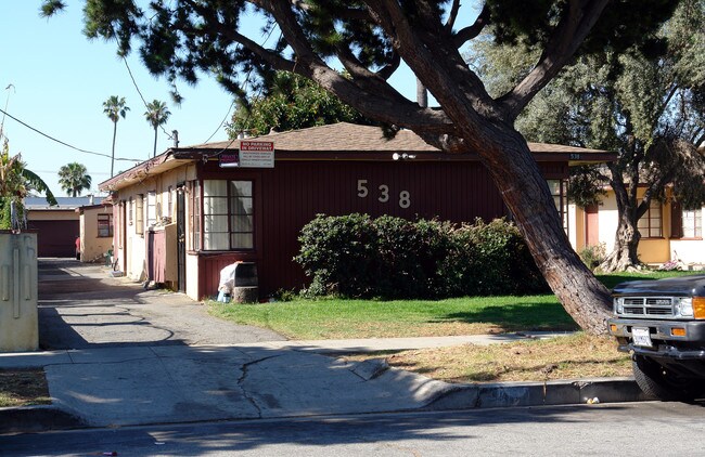 538 Stepney St in Inglewood, CA - Foto de edificio - Building Photo