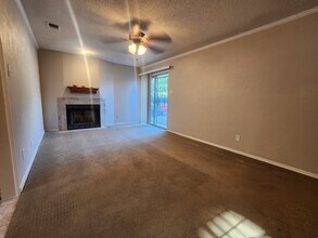 2425 Kristen Dr in Dallas, TX - Building Photo - Building Photo