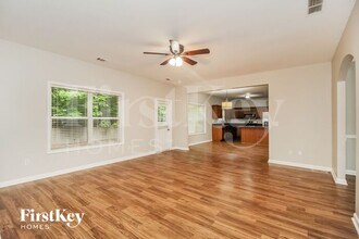137 Holbrook Dr in Dallas, GA - Building Photo - Building Photo