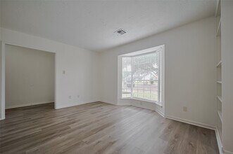 10110 Margate Dr in Houston, TX - Building Photo - Building Photo