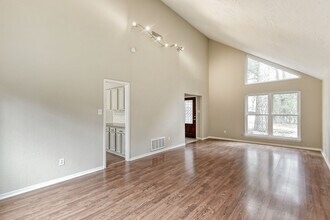 11 Lilium Ct in Spring, TX - Building Photo - Building Photo