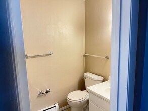 1215 Wall St in Normal, IL - Building Photo - Building Photo