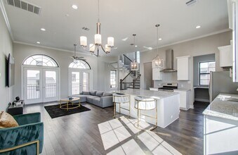 3335 Beverly Frst Dr in Houston, TX - Building Photo - Building Photo