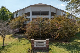 Latham Terrace in Memphis, TN - Building Photo - Primary Photo