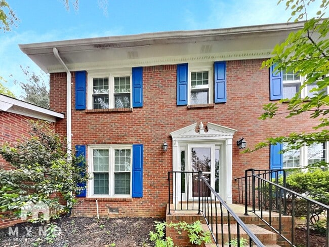 property at 2211 Tarence Ln SW