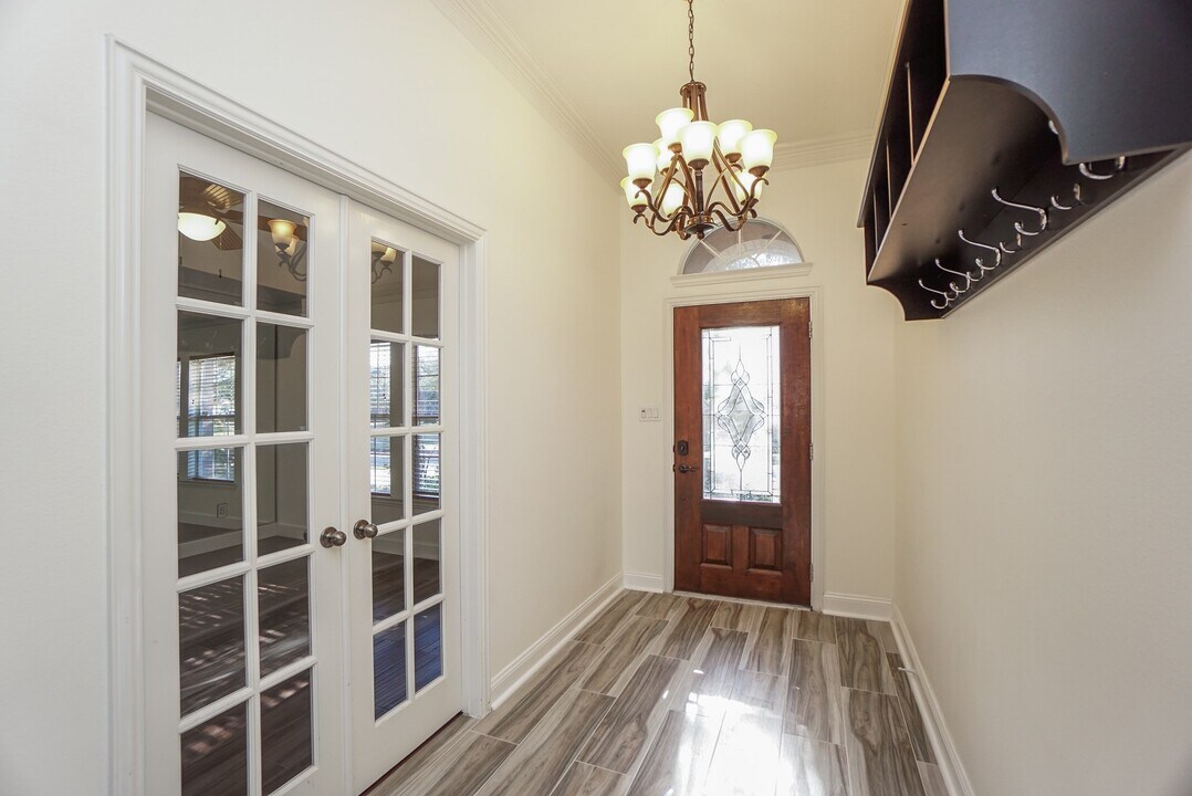 8111 Ravens Gate Ln in Richmond, TX - Building Photo