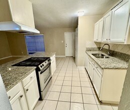 4306 Kevinkay Dr in Houston, TX - Building Photo - Building Photo