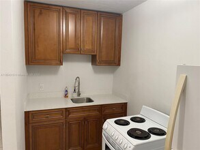 1021 SW 3rd St in Miami, FL - Building Photo - Building Photo