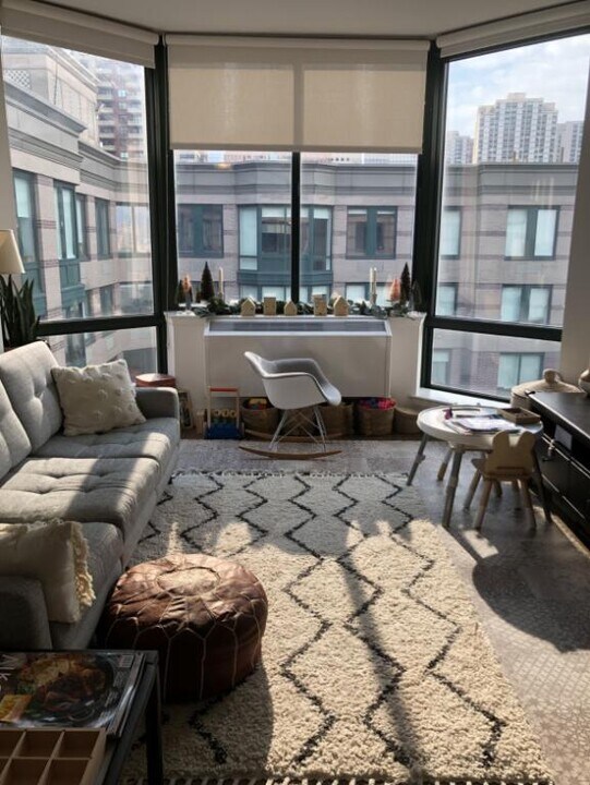 2 S End Ave in New York, NY - Building Photo