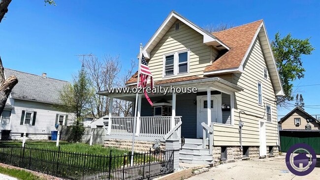 property at 1519 Vinal St