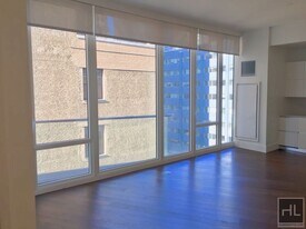 East 44th Street in New York, NY - Building Photo