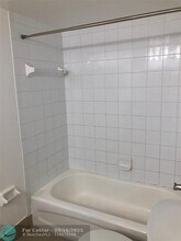 2721 Ocean Club Blvd in Hollywood, FL - Building Photo - Building Photo