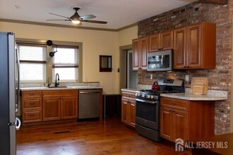 327 US-202 in Bedminster, NJ - Building Photo - Building Photo