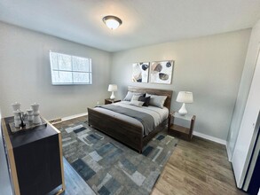 Mayberry Ranch Apartments in Parma, OH - Foto de edificio - Interior Photo