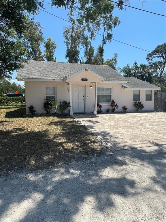 property at 1729 Creek Ln