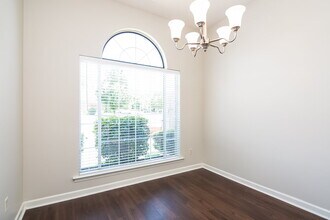 5636 Sycamore Woods Dr in Memphis, TN - Building Photo - Building Photo