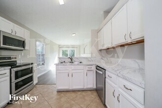 1332 Wilshire Ct S in Jacksonville, FL - Building Photo - Building Photo