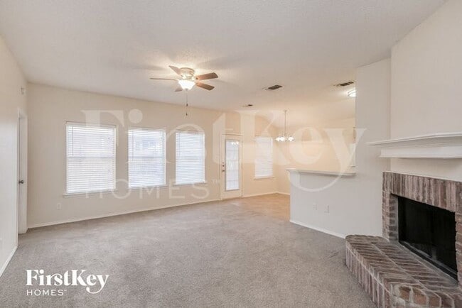 6408 Stonewater Bend Trail in Fort Worth, TX - Building Photo - Building Photo
