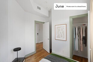 Room in Shared 4 bed/2 bath home in New York, NY - Building Photo