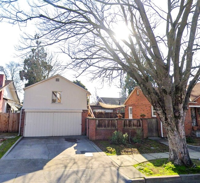 property at 3101 Franklin Blvd