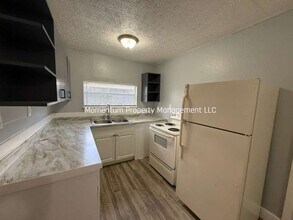 8414 N Brooks St in Tampa, FL - Building Photo - Building Photo