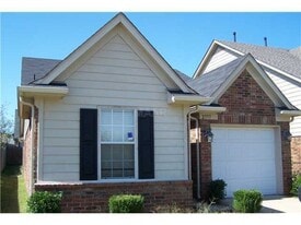 2777 Virginia Woods Pl