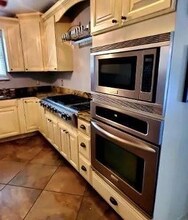 212 Canulette Rd in Slidell, LA - Foto de edificio - Building Photo