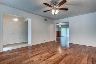 3222 Latham Dr in Dallas, TX - Building Photo - Building Photo