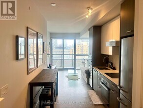 11 Lillian St in Toronto, ON - Building Photo - Building Photo