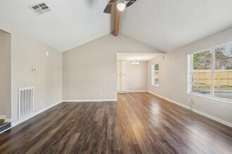 3212 Wavecrest St in League City, TX - Building Photo - Building Photo