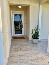 10909 SW 117th Pl in Miami, FL - Building Photo - Building Photo