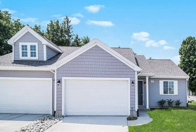 property at 1012 W Villas Dr