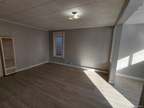 87 W Pierpont St in Kingston, NY - Building Photo - Building Photo