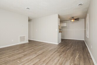 1500 Seacroft Rd in Charleston, SC - Building Photo - Building Photo