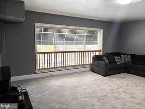 27 N Hanover St in Pottstown, PA - Building Photo - Building Photo