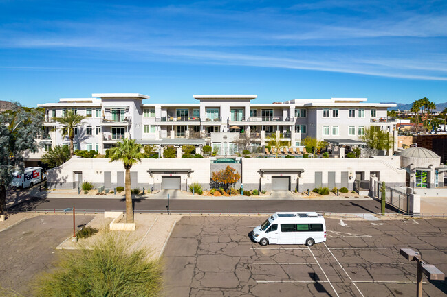 3801 N Goldwater Blvd in Scottsdale, AZ - Building Photo - Building Photo