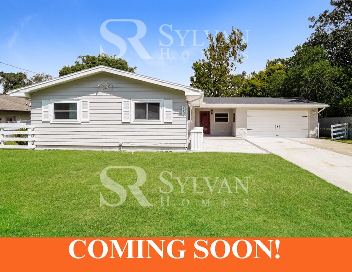 9263 Gerona St in Spring Hill, FL - Building Photo