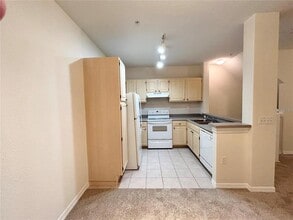 1515 Legacy Club Dr in Maitland, FL - Building Photo - Building Photo