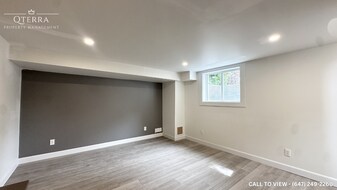 42 Wenlock Cres in London, ON - Building Photo