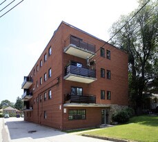 1165 Birchmount Rd in Toronto, ON - Building Photo