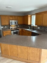 14100 296th Cir NW in Princeton, MN - Building Photo