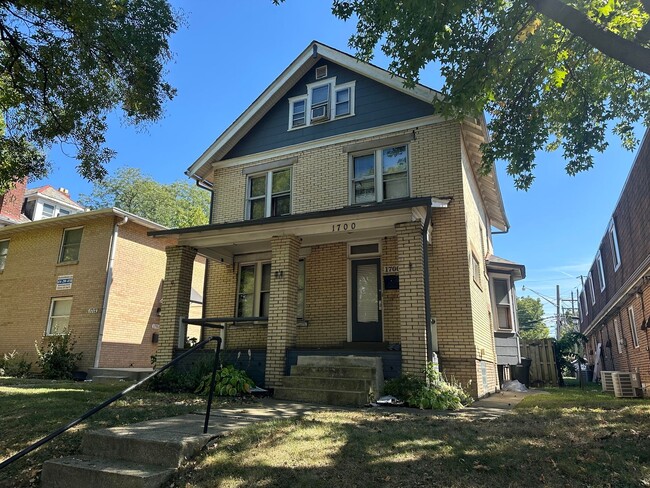 property at 1700 N 4th St