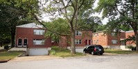 Five Duplex Package in University City in University City, MO - Foto de edificio - Building Photo