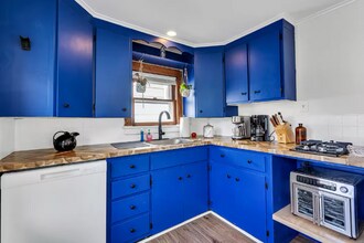 54 Fremont Ave in Seaside Heights, NJ - Building Photo - Building Photo