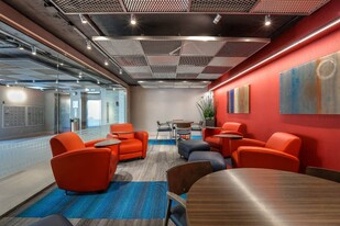 The Plaza Apartments in Los Angeles, CA - Building Photo