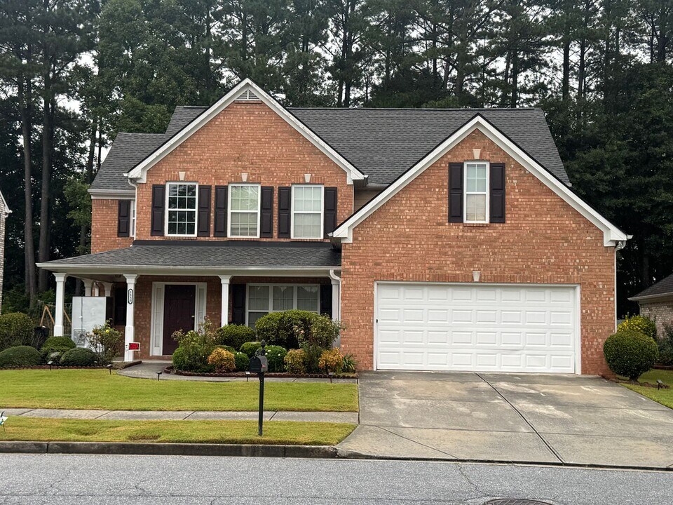 1830 Cooper Lakes Dr in Grayson, GA - Building Photo