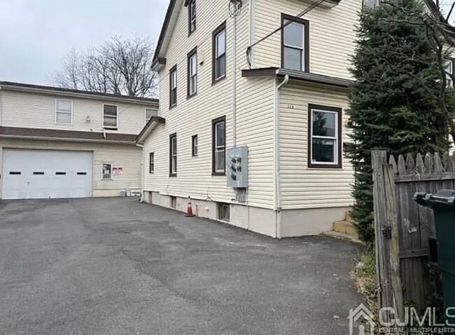 140 North Ave in Dunellen, NJ - Foto de edificio - Building Photo